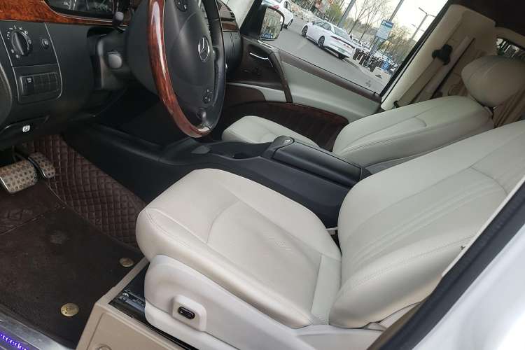 Used Mercedes-Benz Viano 2015 3.0L Partner Edition Left Front Seat
