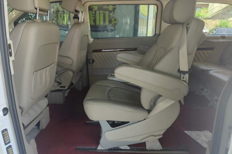 Used Mercedes-Benz Viano 2015 3.0L Partner Edition Left Rear Seat