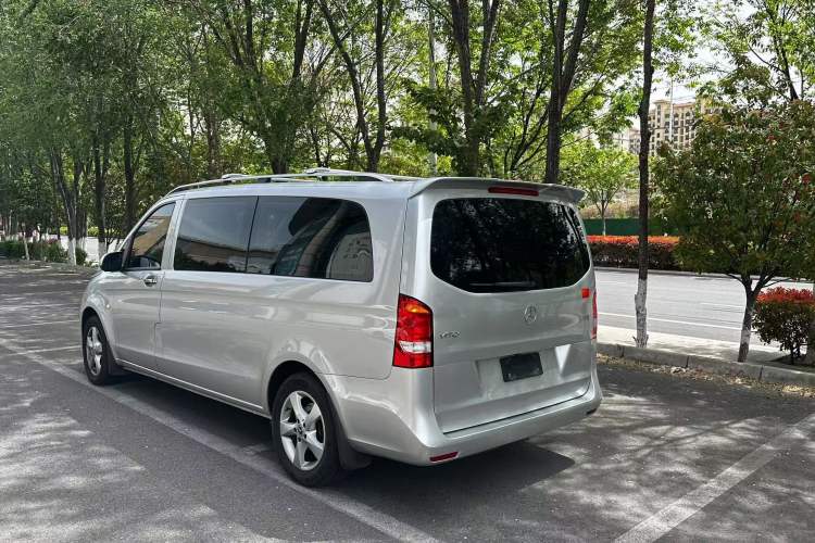 Used Mercedes-Benz Vito 2018 2.0T Elite Version 7 Seats China VI Emission Standard Exterior 3