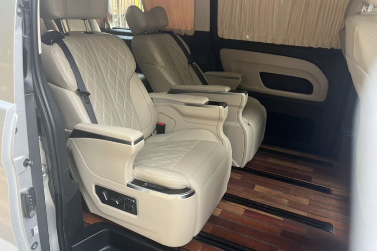 Used Mercedes-Benz Vito 2016 2.0T Business Edition Interior 3