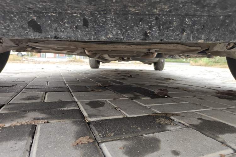 Used Mercedes-Benz Vito 2010 2.5L Business Edition Chassis Front