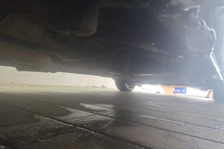 Used Mercedes-Benz Vito 2010 2.5L Elite Edition Chassis Front Left