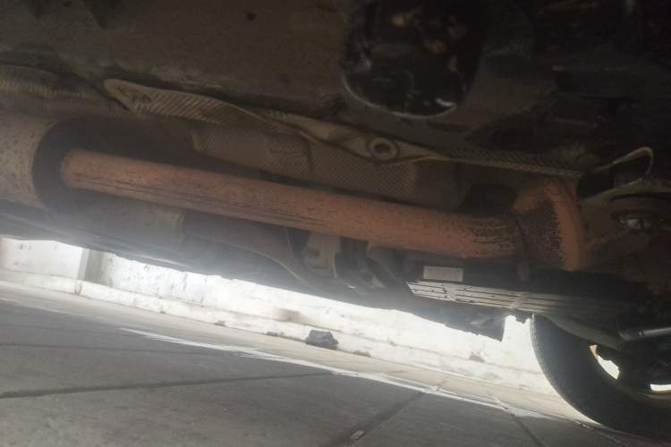 Used Mercedes-Benz Vito 2010 2.5L Elite Edition Chassis Front Right