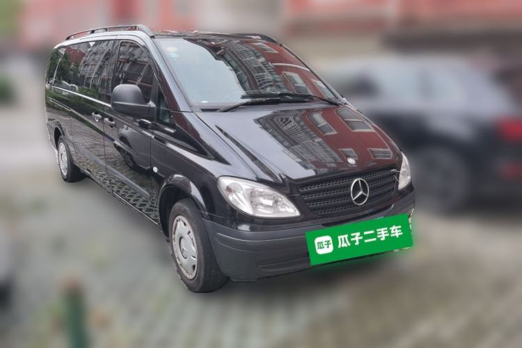 Used Mercedes-Benz Vito 2010 2.5L Elite Edition Front Right 45 Deg