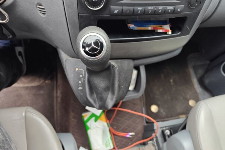 Used Mercedes-Benz Vito 2010 2.5L Business Edition Gear Lever