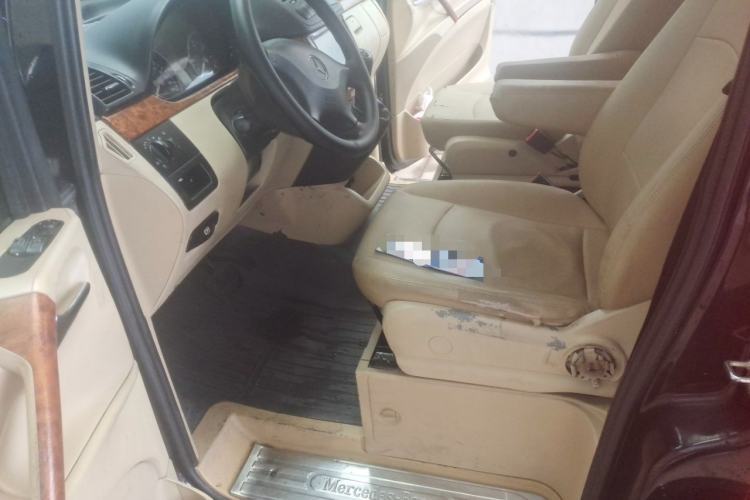 Used Mercedes-Benz Vito 2010 2.5L Elite Edition Left Front Seat