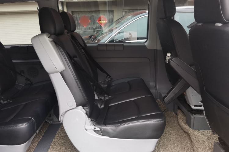 Used Mercedes-Benz Vito 2010 2.5L Elite Edition Left Rear Seat
