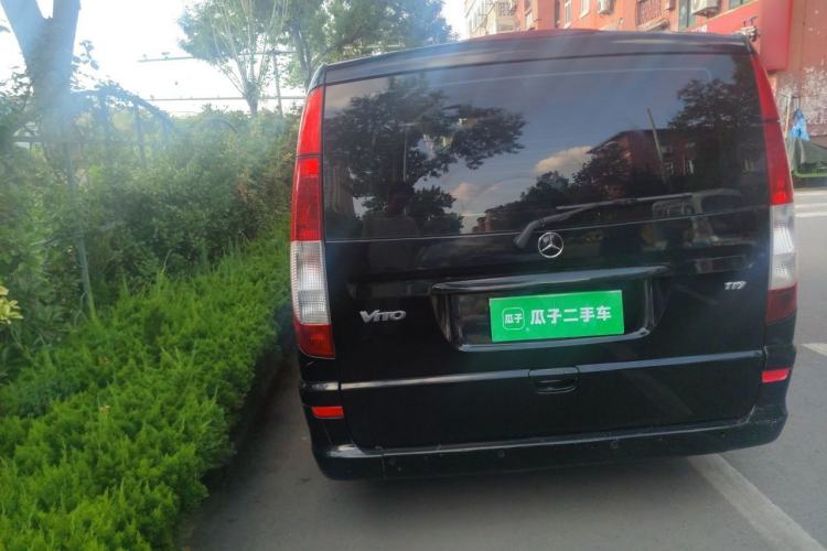 Used Mercedes-Benz Vito 2010 2.5L Elite Edition Rear
