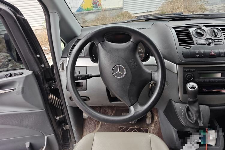 Used Mercedes-Benz Vito 2010 2.5L Business Edition Steering Wheel