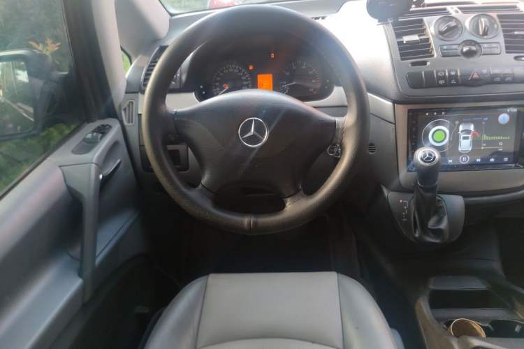 Used Mercedes-Benz Vito 2010 2.5L Elite Edition Steering Wheel