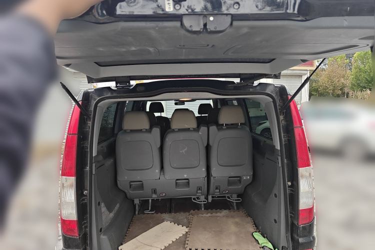 Used Mercedes-Benz Vito 2010 2.5L Business Edition Trunk