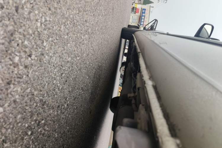 Used Mercedes-Benz Vito 2010 2.5L Elite Edition Chassis Rear Left