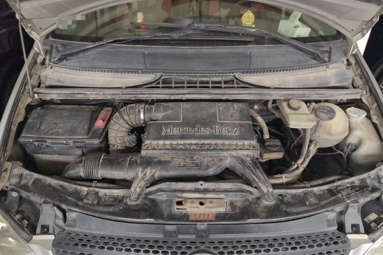 Used Mercedes-Benz Vito 2010 2.1T Diesel Elite Edition Engine Bay