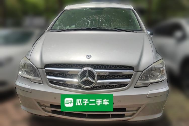 Used Mercedes-Benz Vito 2010 2.5L Elite Edition Front