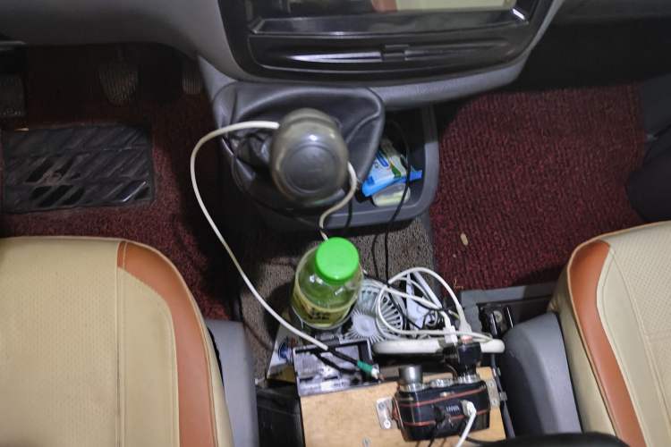 Used Mercedes-Benz Vito 2010 2.1T Diesel Elite Edition Gear Lever