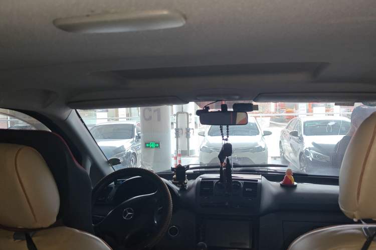 Used Mercedes-Benz Vito 2010 2.1T Diesel Elite Edition Headliner