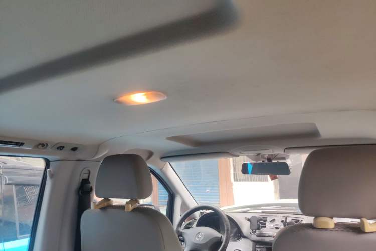 Used Mercedes-Benz Vito 2010 2.1T Diesel Elite Edition Headliner