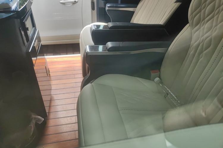 Used Mercedes-Benz Vito 2010 2.5L Elite Edition Left Rear Seat
