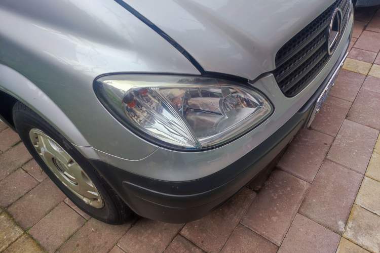 Used Mercedes-Benz Vito 2010 2.1T Diesel Elite Edition Right Front Headlight
