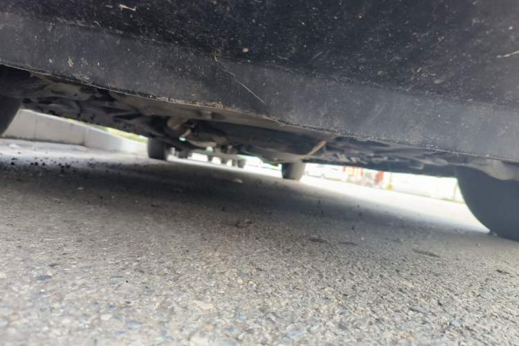 Used Mercedes-Benz Vito 2011 2.5L Elite Edition Chassis Front