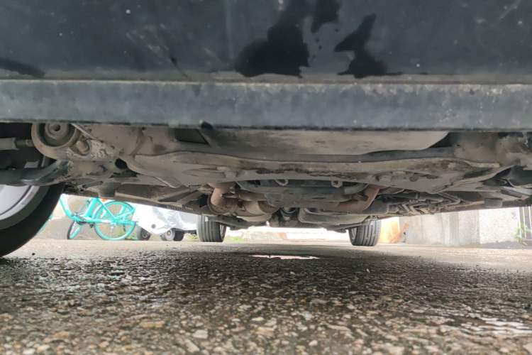 Used Mercedes-Benz Vito 2011 2.5L Elite Edition Chassis Front
