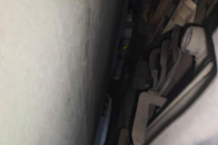 Used Mercedes-Benz Vito 2011 2.5L 7-seater executive version Chassis Front Left