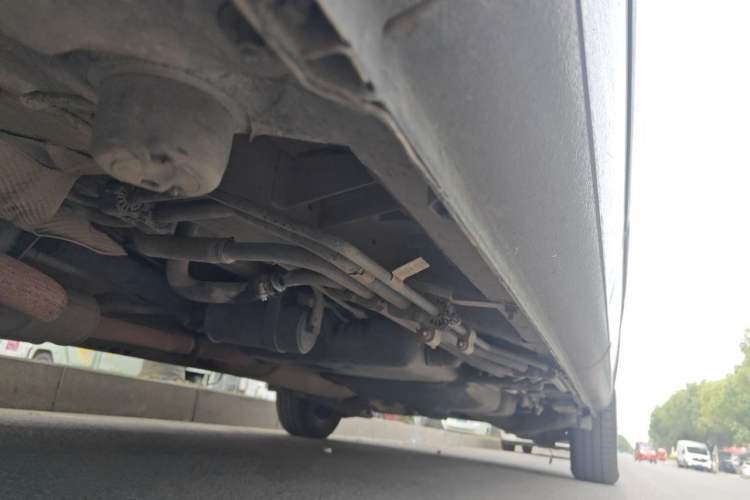 Used Mercedes-Benz Vito 2011 2.5L Elite Edition Chassis Front Left