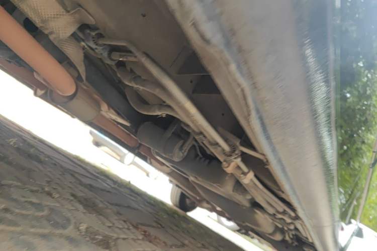 Used Mercedes-Benz Vito 2011 2.5L Elite Edition Chassis Front Left
