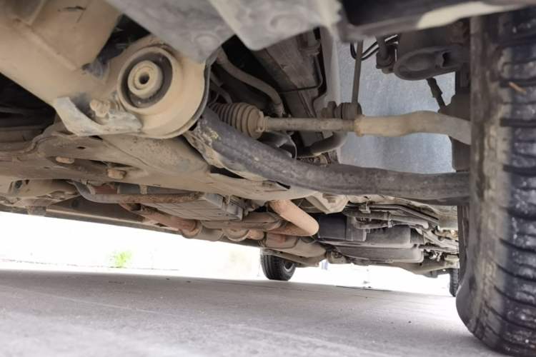 Used Mercedes-Benz Vito 2011 2.5L Elite Edition Chassis Front Left