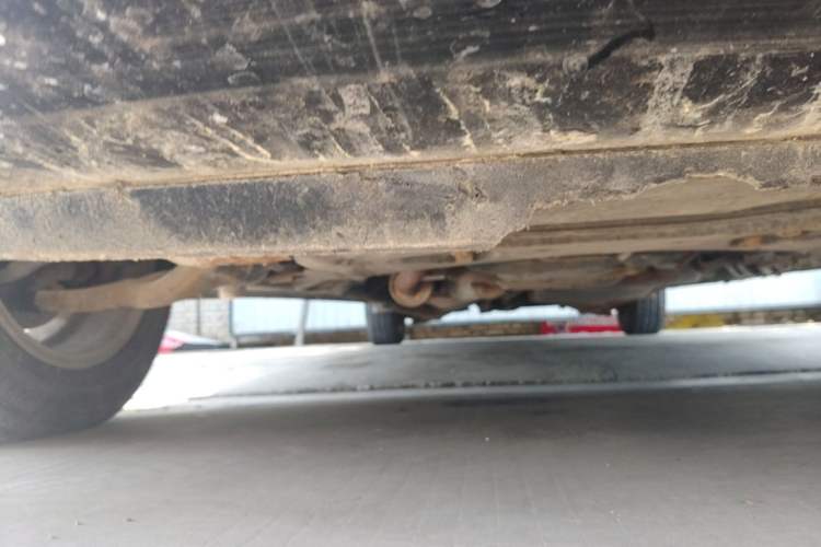 Used Mercedes-Benz Vito 2011 2.5L Elite Edition Chassis Front Right