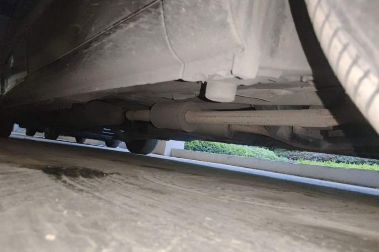 Used Mercedes-Benz Vito 2011 2.5L 7-seater executive version Chassis Front Right