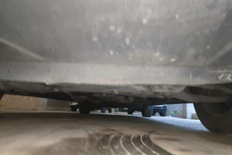 Used Mercedes-Benz Vito 2011 2.5L 7-seater executive version Chassis Front