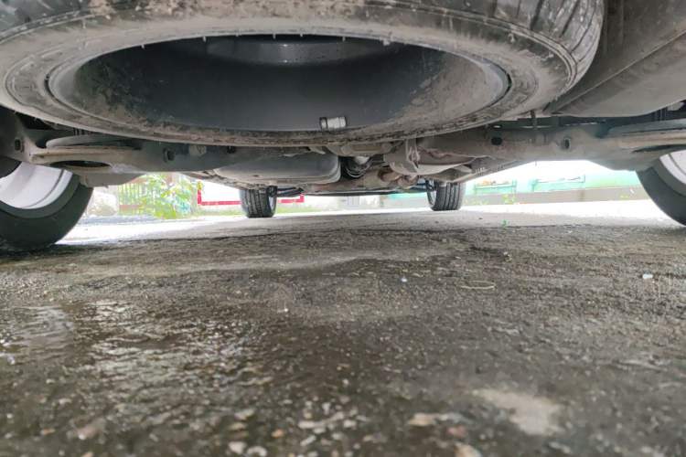 Used Mercedes-Benz Vito 2011 2.5L Elite Edition Chassis Rear