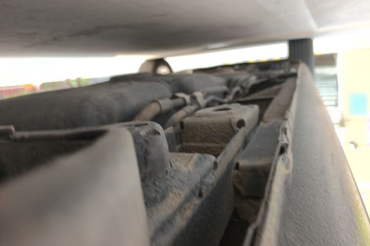 Used Mercedes-Benz Vito 2011 2.5L 7-seater executive version Chassis Rear Left