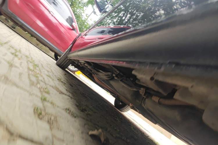 Used Mercedes-Benz Vito 2011 2.5L Elite Edition Chassis Rear Left