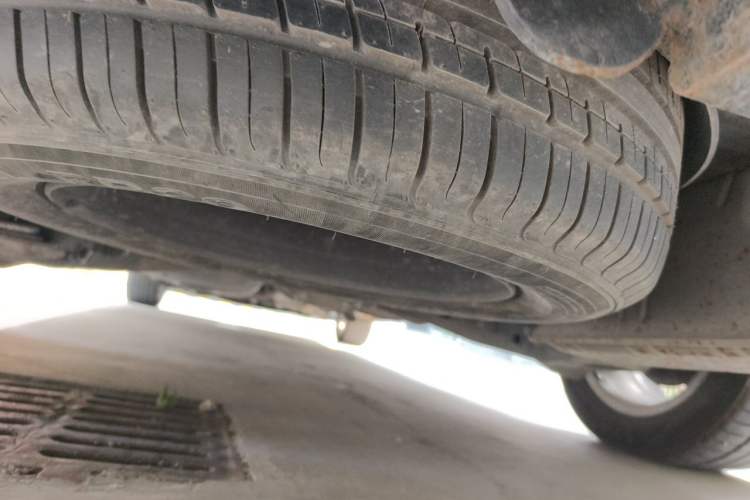 Used Mercedes-Benz Vito 2011 2.5L 7-seater executive version Chassis Rear