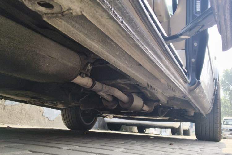 Used Mercedes-Benz Vito 2011 2.5L Business Edition Chassis Rear Right