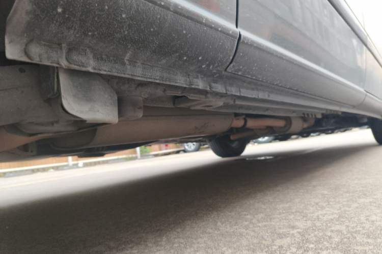 Used Mercedes-Benz Vito 2011 2.5L 7-seater executive version Chassis Rear Right