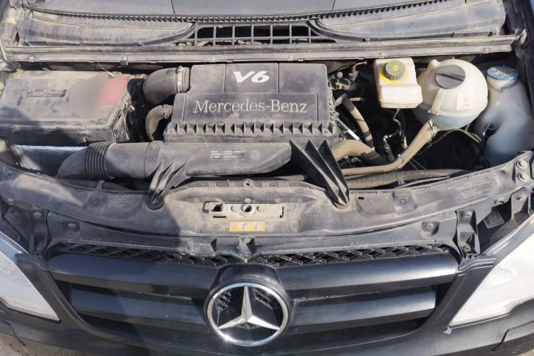 Used Mercedes-Benz Vito 2011 2.5L Elite Edition Engine Bay