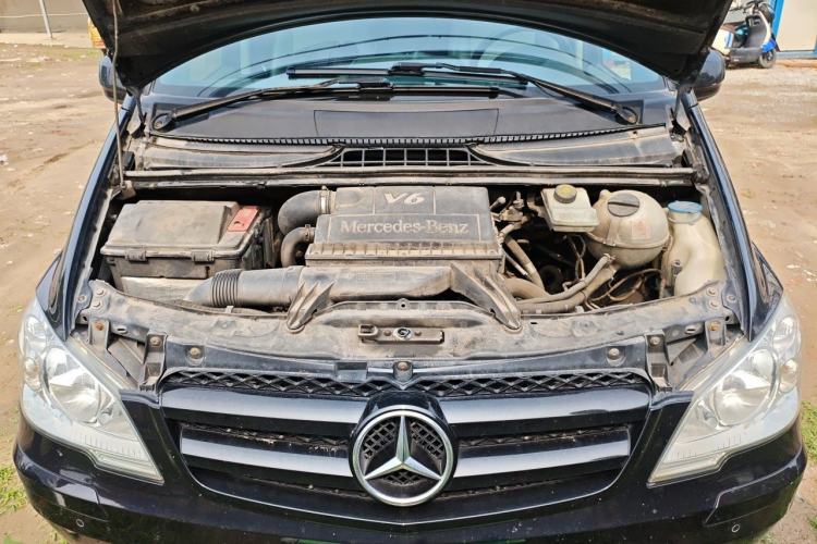 Used Mercedes-Benz Vito  Engine Bay