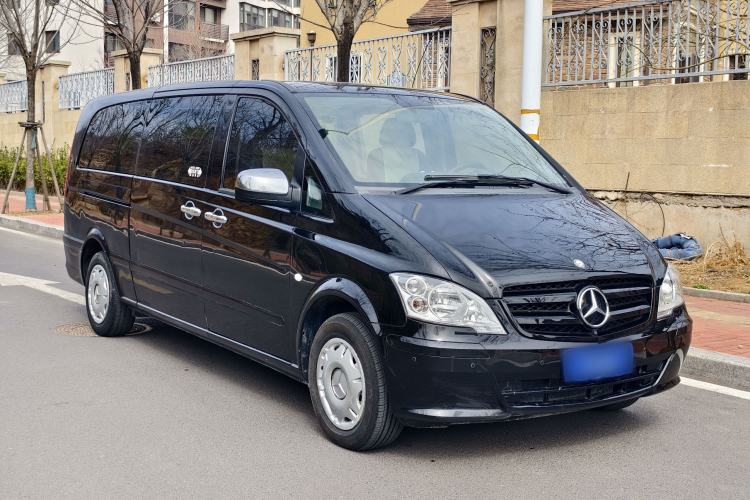Used Mercedes-Benz Vito 2011 2.5L 7-seater executive version Exterior 1