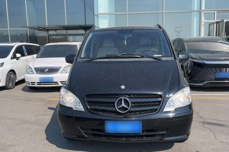 Used Mercedes-Benz Vito 2011 2.5L 7-seater executive version Exterior 1