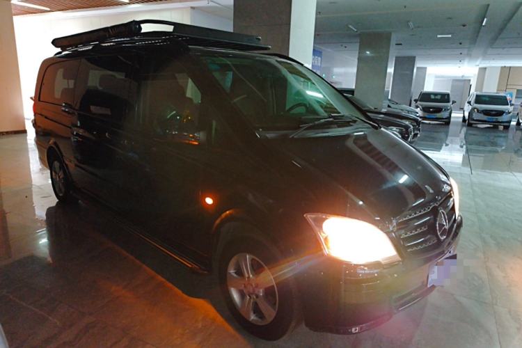 Used Mercedes-Benz Vito 2011 2.5L 7-seater executive version Exterior 2