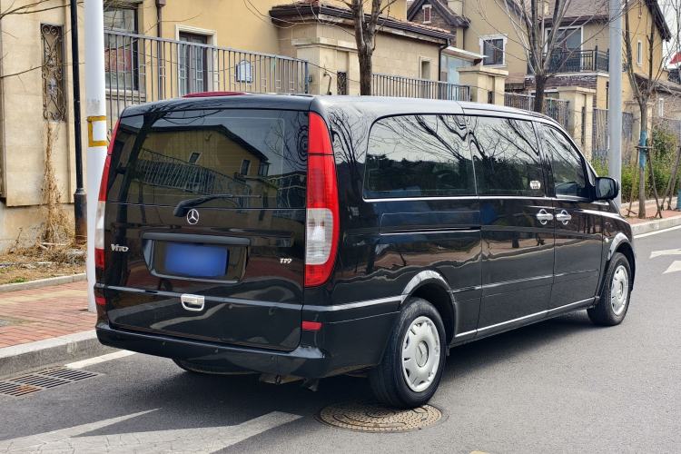 Used Mercedes-Benz Vito 2011 2.5L 7-seater executive version Exterior 6