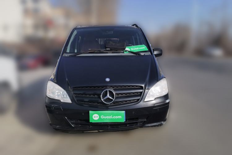 Used Mercedes-Benz Vito 2011 2.5L Elite Edition Front