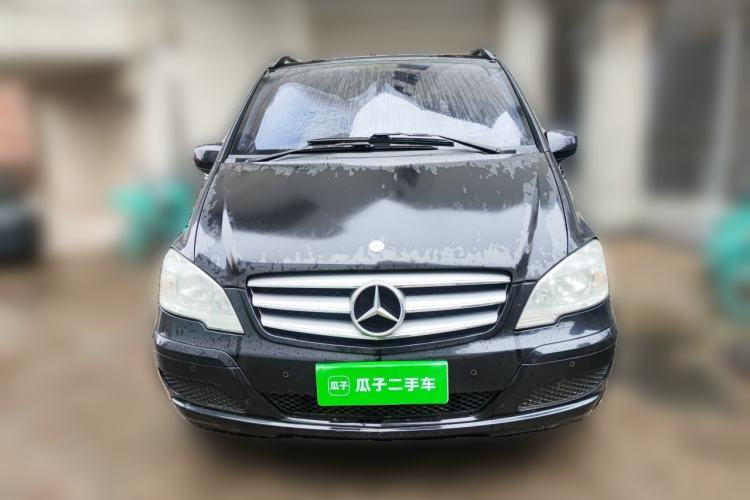 Used Mercedes-Benz Vito 2011 2.5L Elite Edition Front