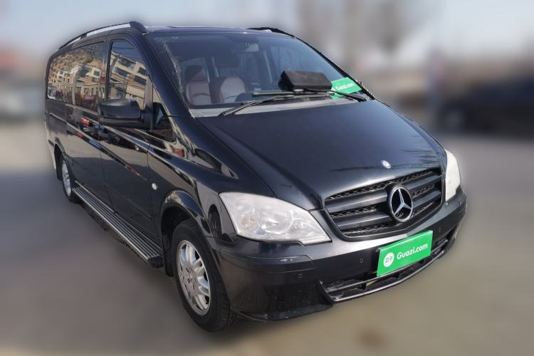 Used Mercedes-Benz Vito 2011 2.5L Elite Edition Front Right 45 Deg