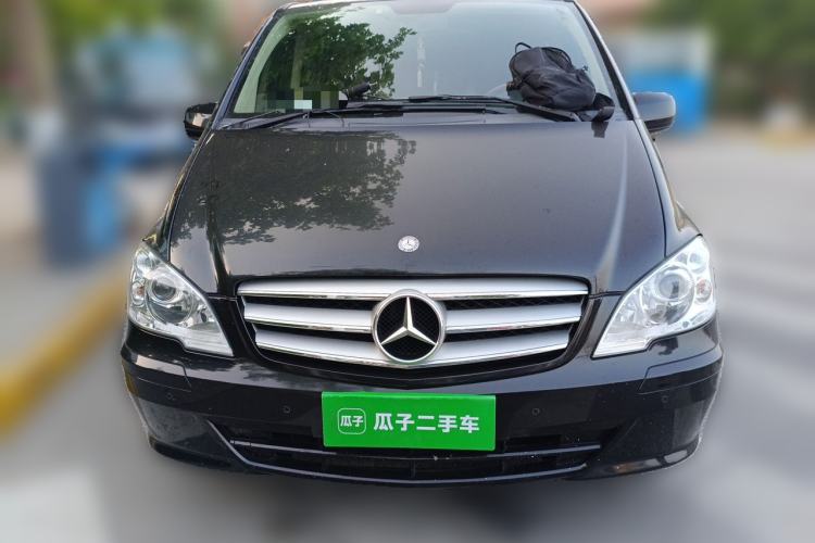Used Mercedes-Benz Vito 2011 2.5L 7-seater executive version Front