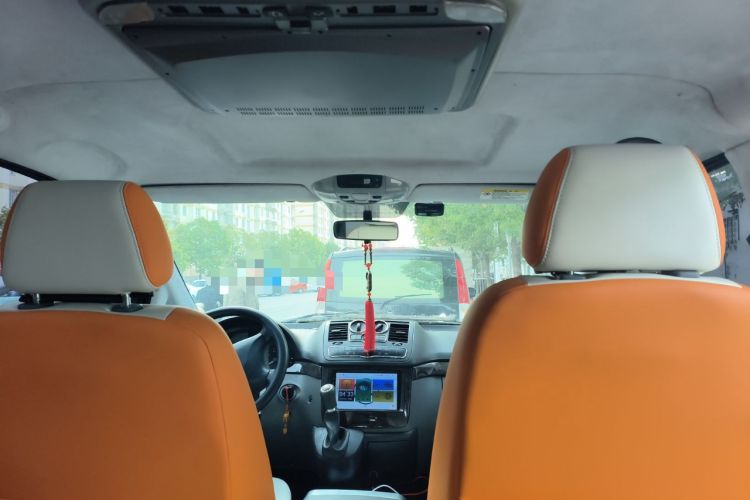 Used Mercedes-Benz Vito 2011 2.5L Elite Edition Headliner