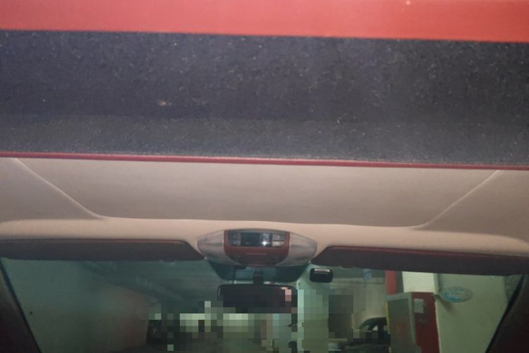 Used Mercedes-Benz Vito 2011 2.5L 7-seater executive version Headliner